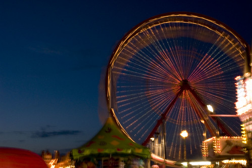 Ferris Wheel by phot0geek, on Flickr